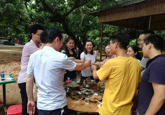 “挑戰(zhàn)自我，凝聚力量，熔煉一流團(tuán)隊(duì)” 廣東優(yōu)科檢測(cè)戶外拓展活動(dòng)